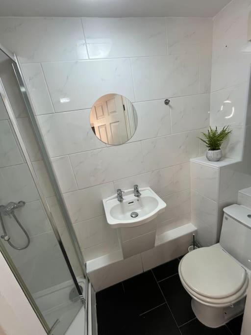 Modern & Stylish Haven In Heart Of London Londres Exterior foto