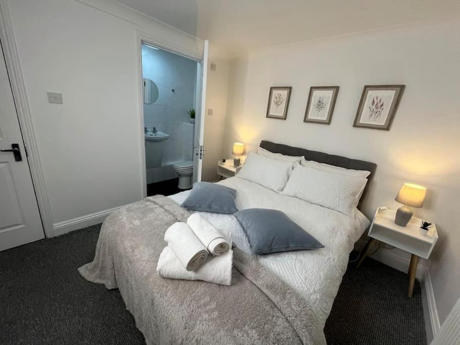Modern & Stylish Haven In Heart Of London Londres Exterior foto